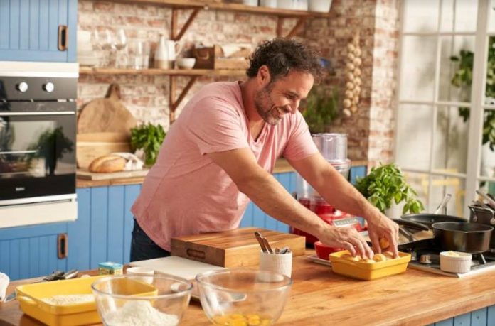 POINT COOK WELCOMES CELEBRITY CHEF, MIGUEL MAESTRE