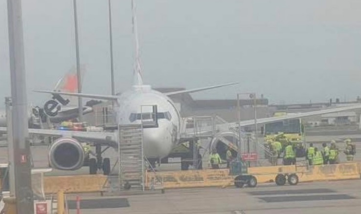 Vape fire on Vigine airline flight triggers emergency response at Melbourne Airport - VA328