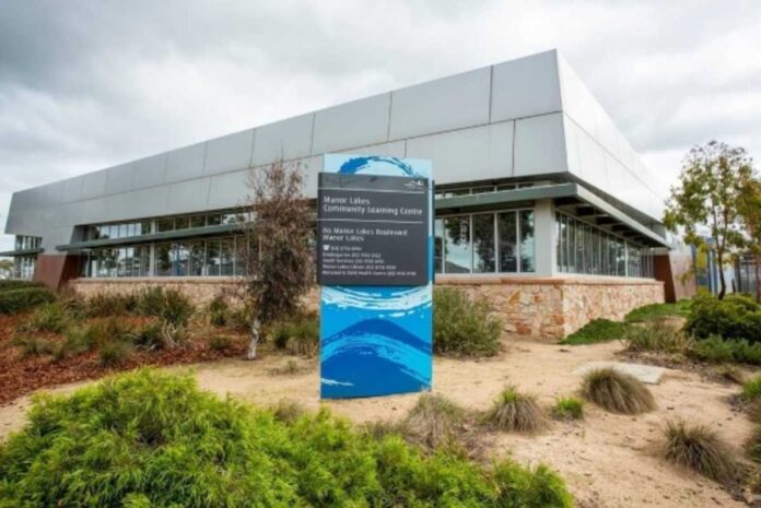 Wyndham Council is facing pressure from the Australian Services Union (ASU) over plans to discontinue the award-winning Youth Engagement Activator program.